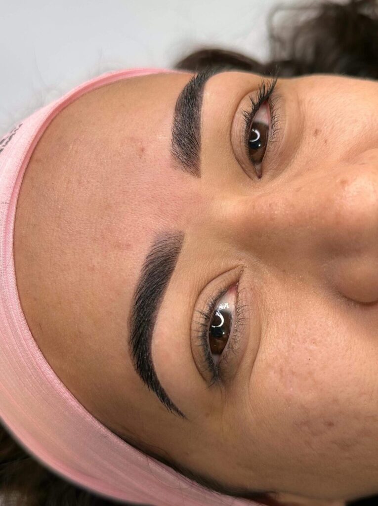 Jéssica Soares - Curso Sobrancelhas Perfeitas - Foto 4